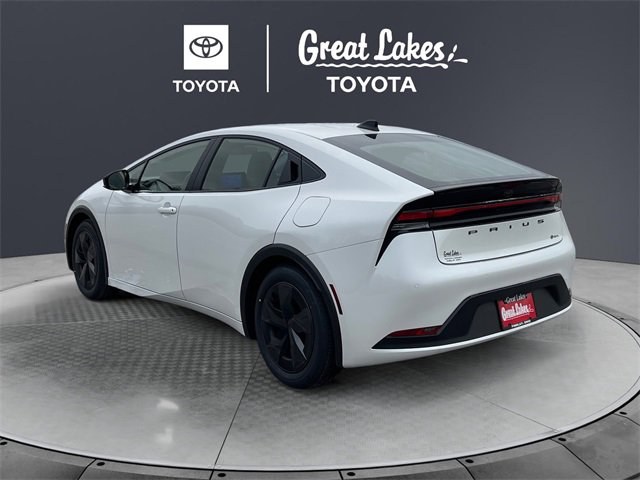 New 2026 Toyota Prius LE image 3