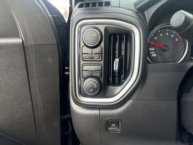 Used 2022 Chevrolet Silverado 1500 LT image 18