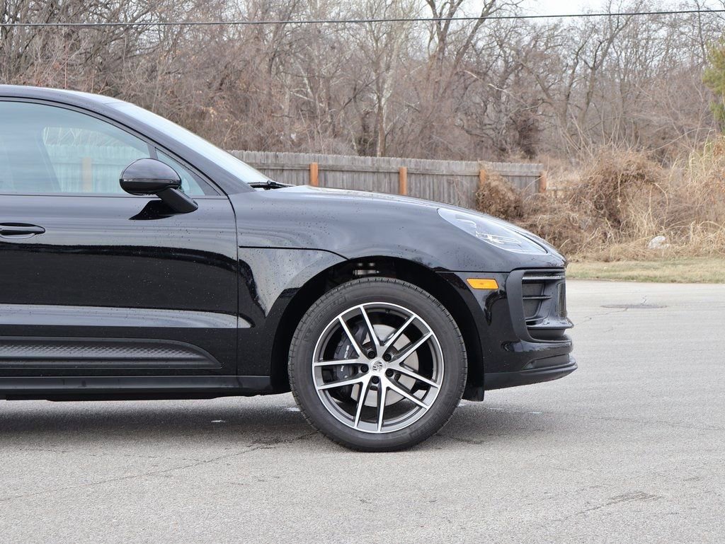 New 2026 Porsche Macan image 10