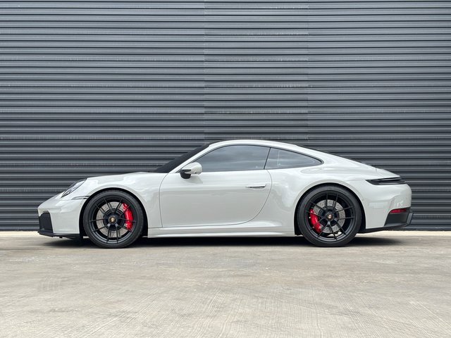 Certified 2025 Porsche 911 Carrera 4 GTS image 2