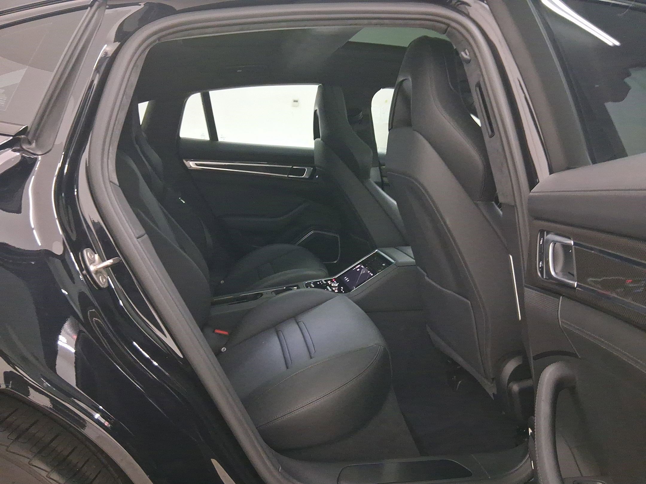 Certified 2023 Porsche Panamera GTS image 36