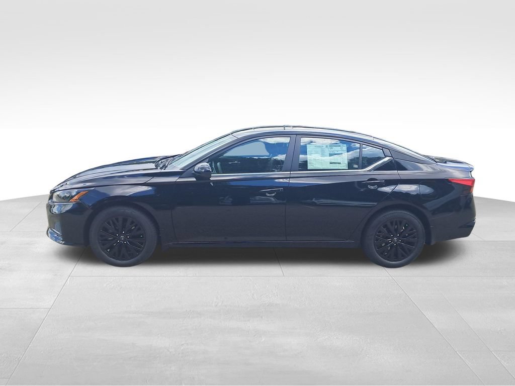 New 2026 Nissan Altima 2.5 SV w/ SV Special Edition Package AWD/4WD image 2