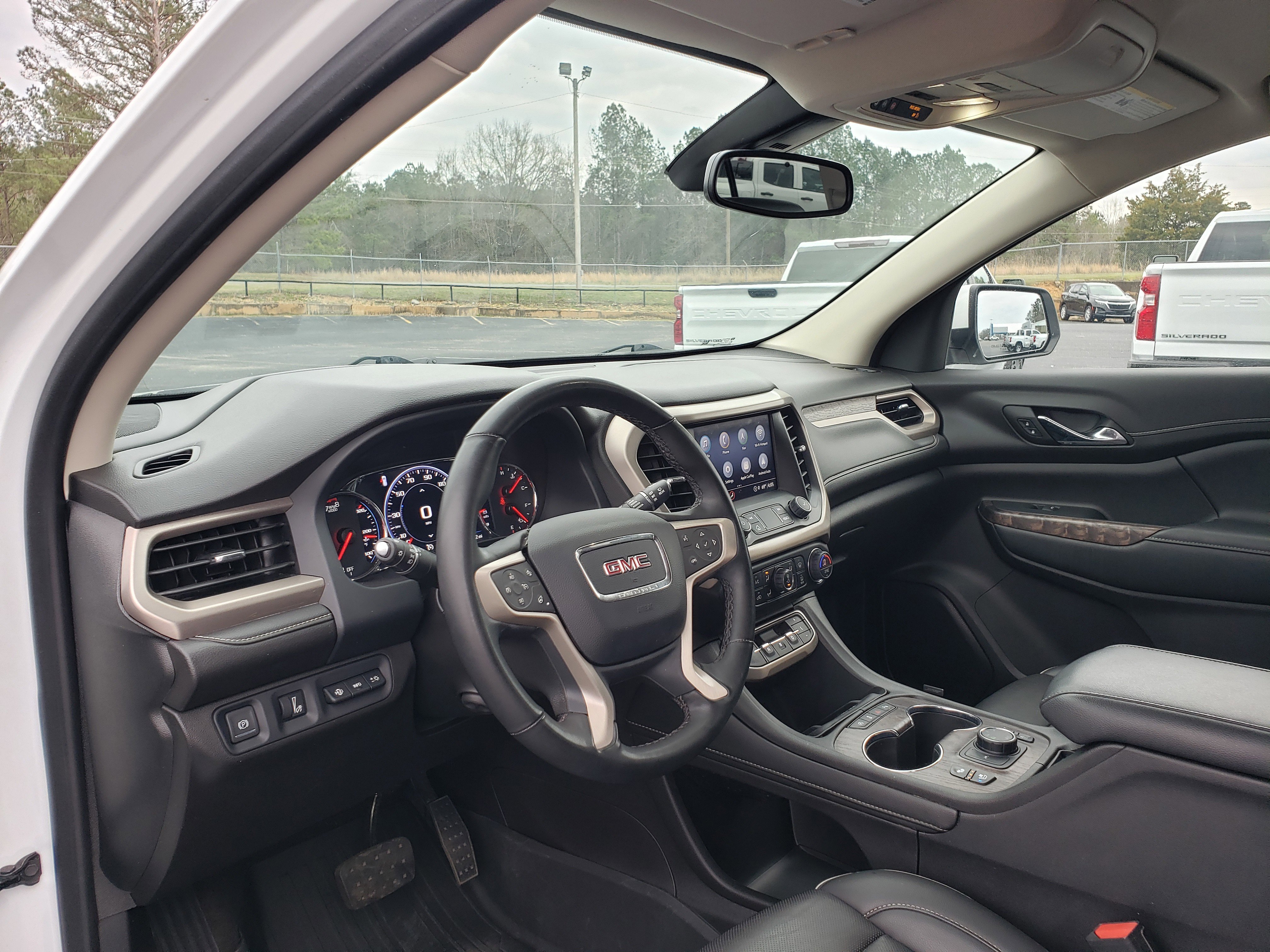 Used 2023 GMC Acadia Denali image 28