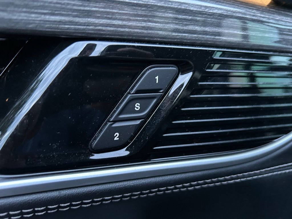 Used 2022 Jeep Wagoneer Series II image 18