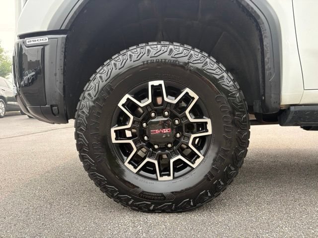 Certified 2025 GMC Sierra 2500 AT4X AWD/4WD image 12