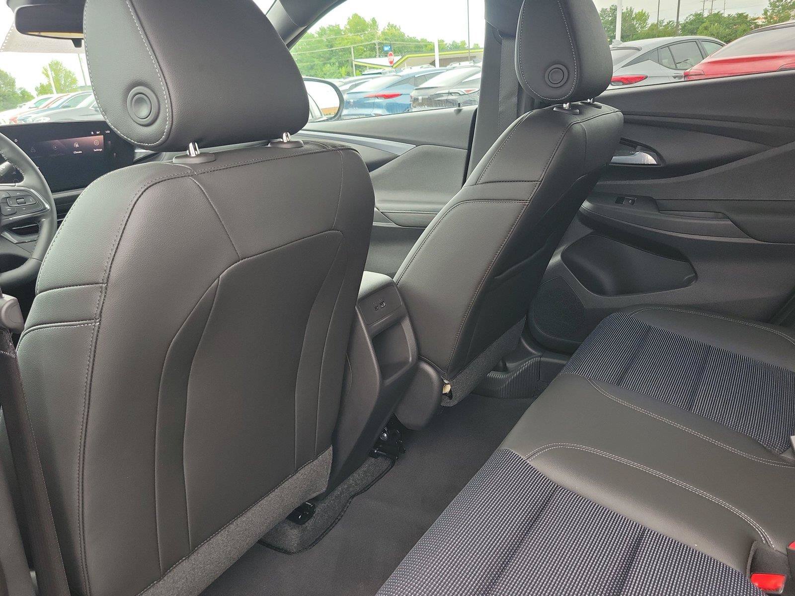 New 2026 Buick Envista Sport Touring w/ Convenience I Package FWD image 15