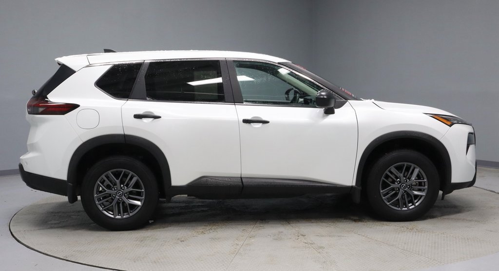 Certified 2024 Nissan Rogue S image 12