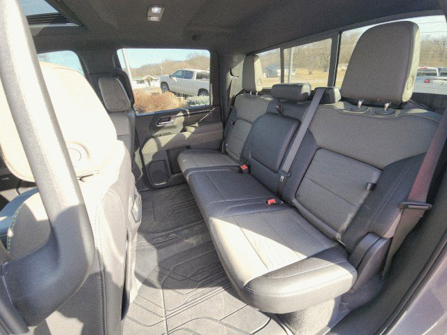 Used 2024 Chevrolet Silverado 2500 ZR2 w/ Technology Package image 26