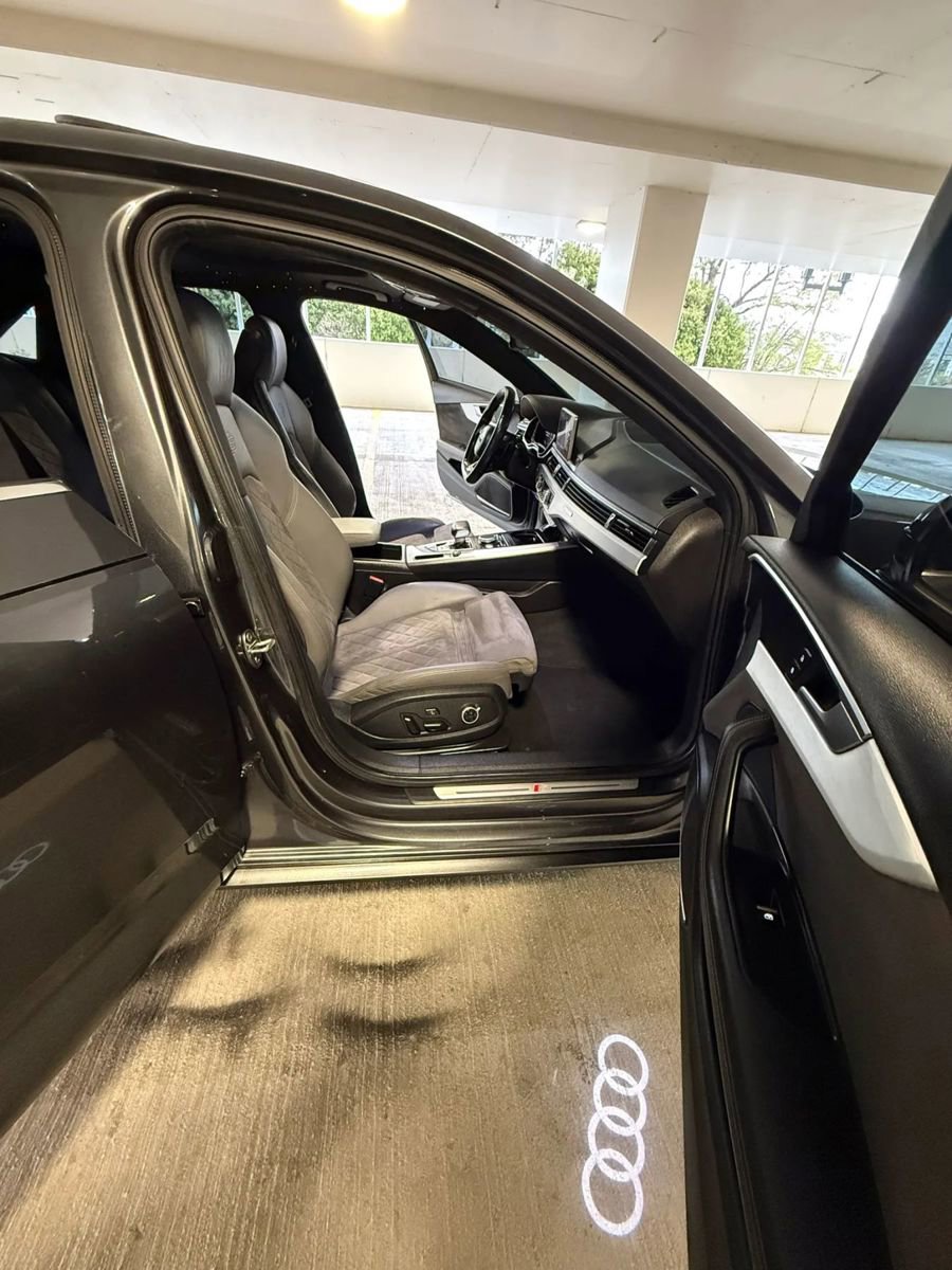 Used 2018 Audi S4 Prestige w/ Prestige Package image 22