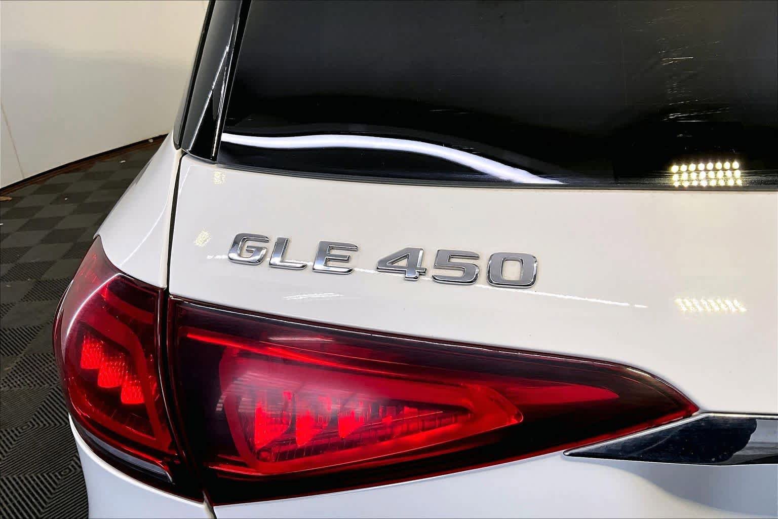Used 2021 Mercedes-Benz GLE 450 4MATIC image 33