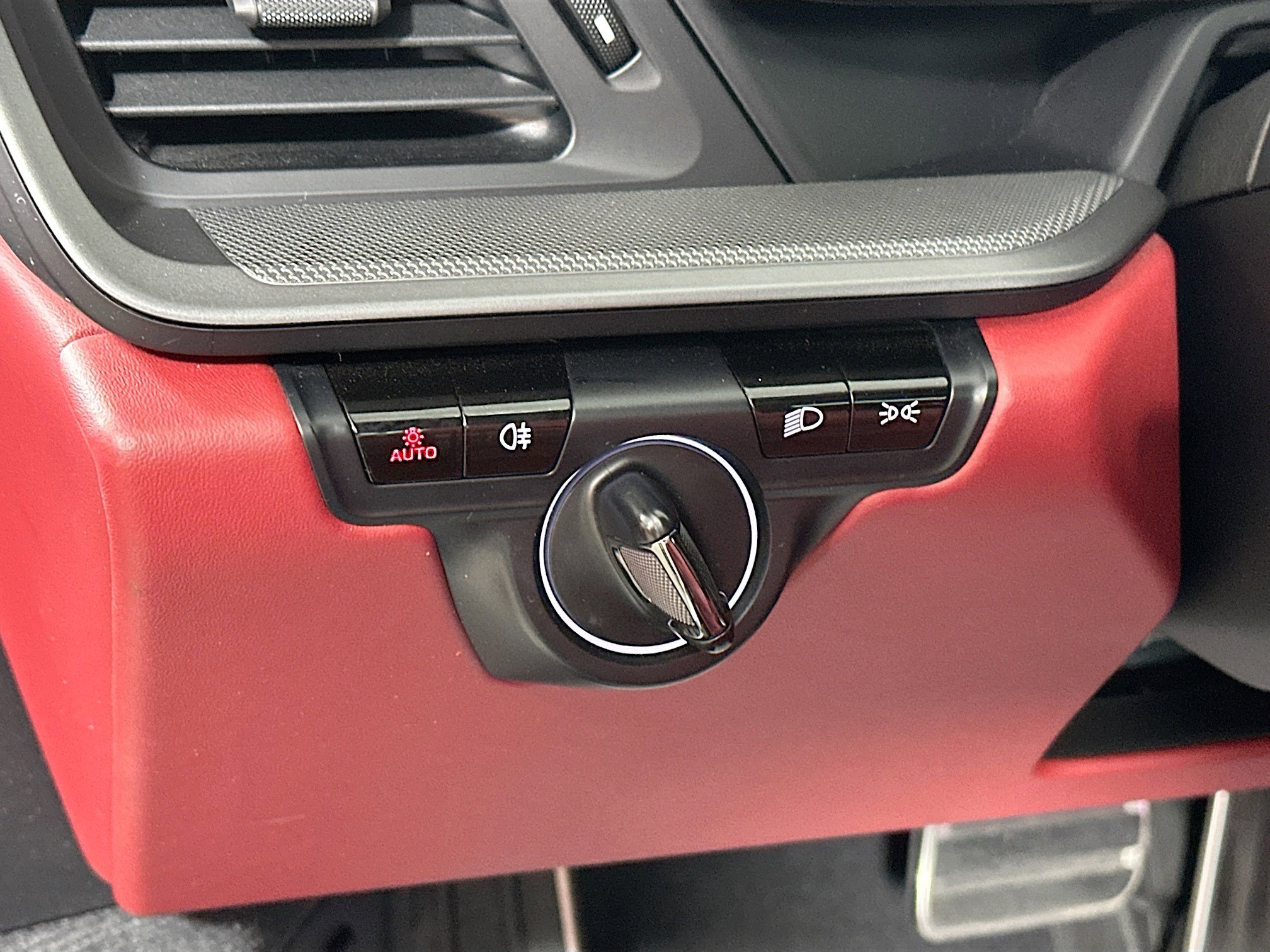 Used 2021 Porsche 911 Carrera image 10