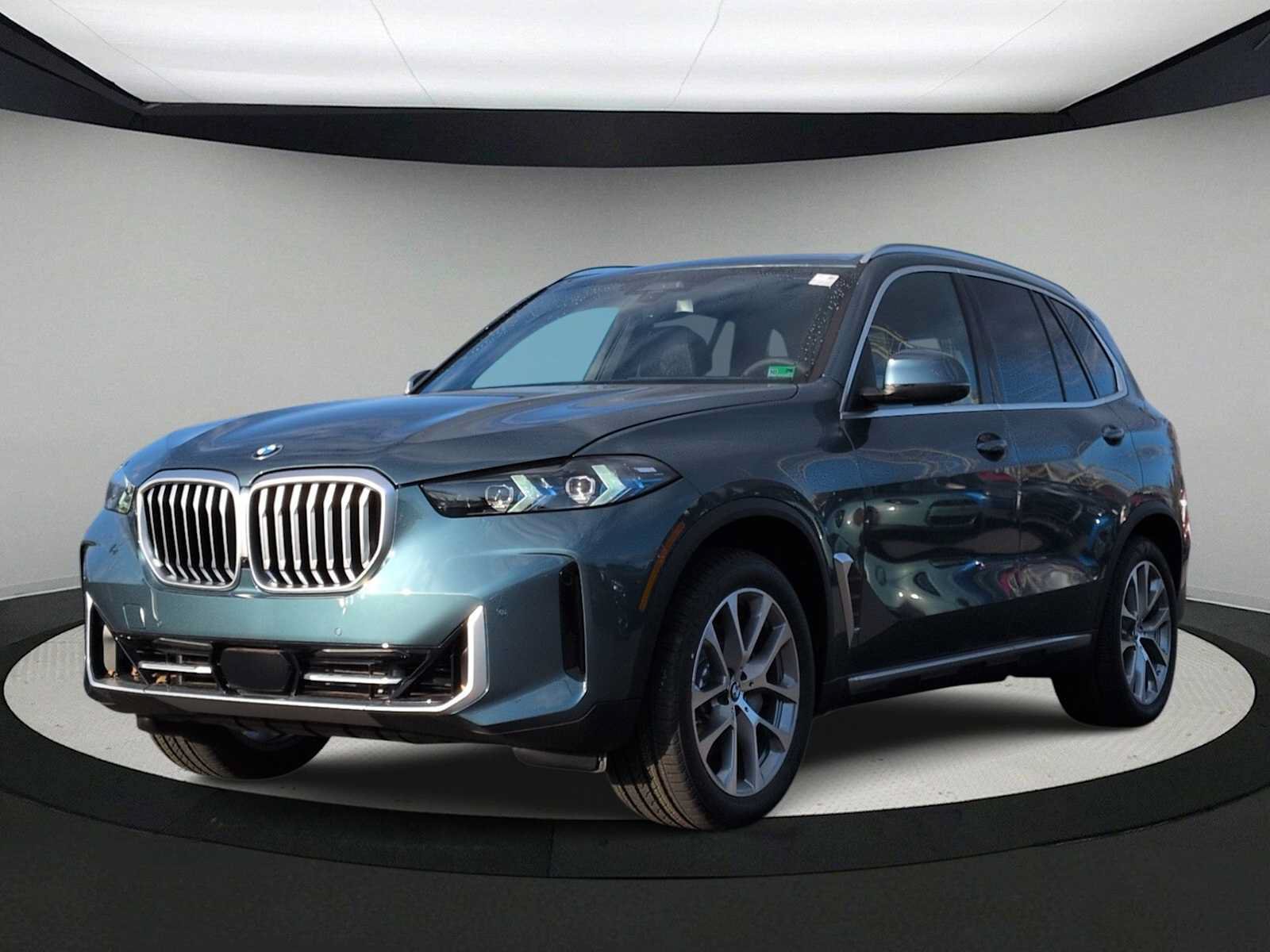 Used 2026 BMW X5 xDrive40i AWD/4WD image 4