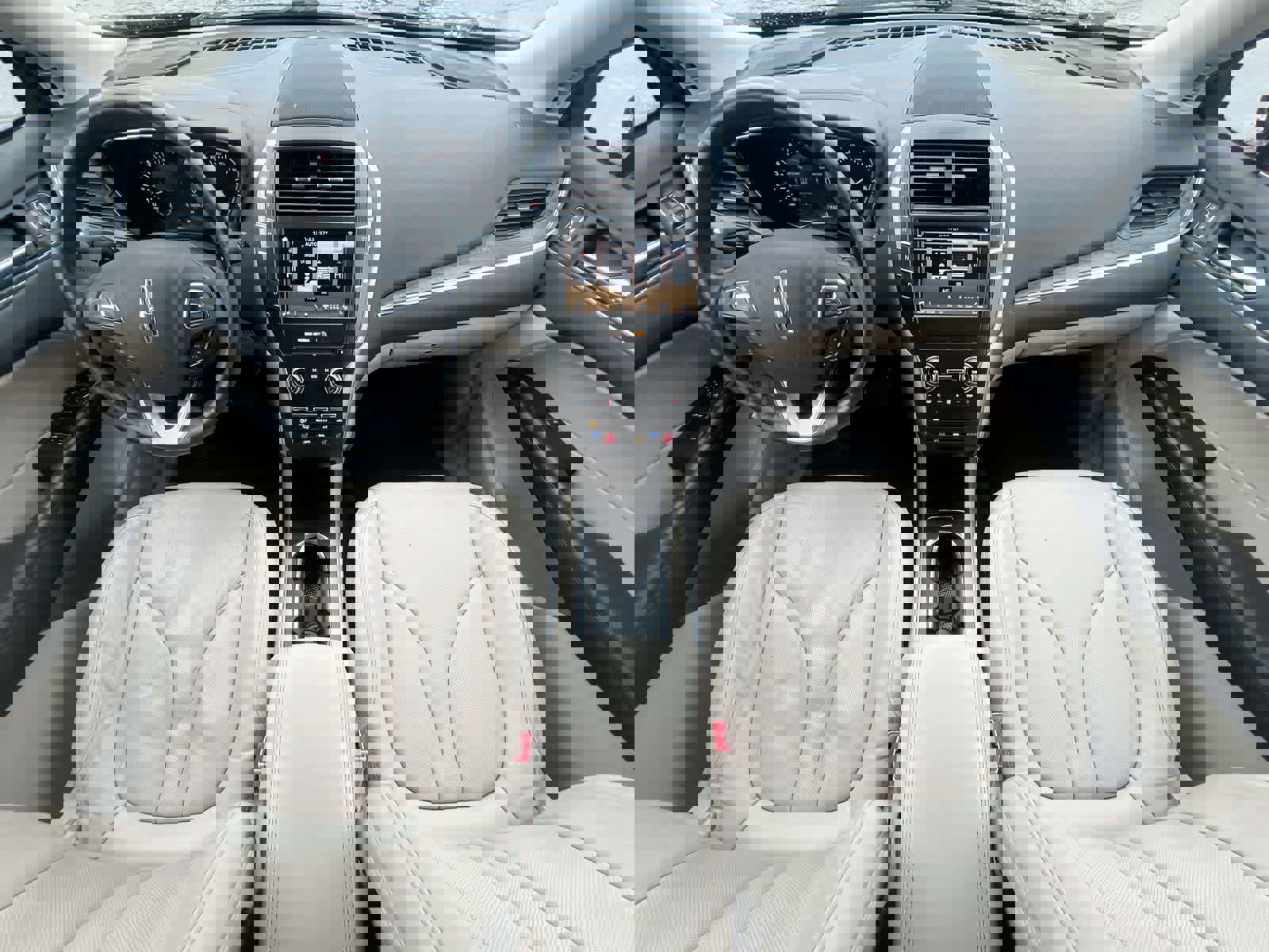 Used 2017 Lincoln MKC Reserve w/ Lincoln MKC Climate Package image 15