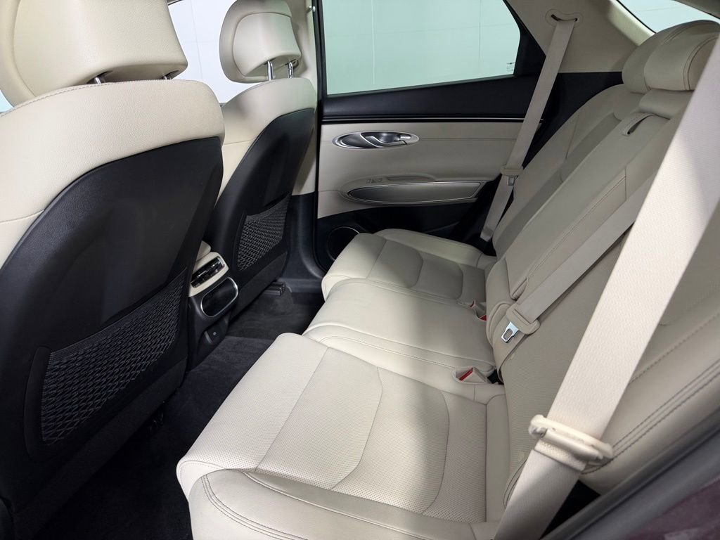 Used 2023 Genesis GV70 2.5T Select w/ Select Package image 27