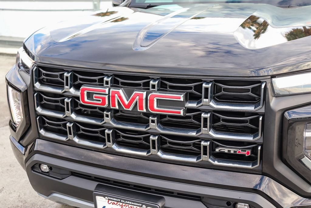 Used 2023 GMC Canyon AT4 AWD/4WD image 6