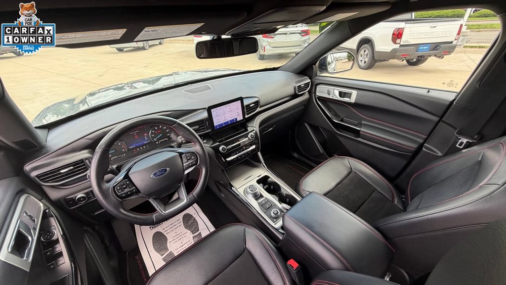 Used 2023 Ford Explorer ST-Line AWD/4WD image 22