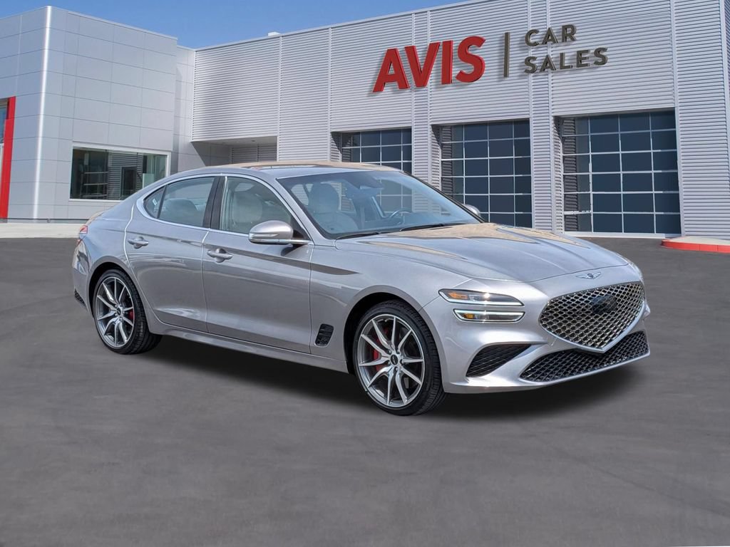 Used 2025 Genesis G70 2.5T RWD image 3