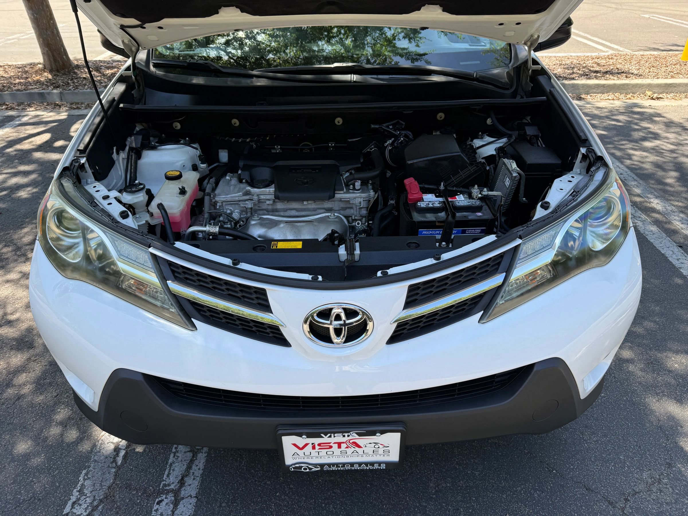 Used 2015 Toyota RAV4 LE image 18