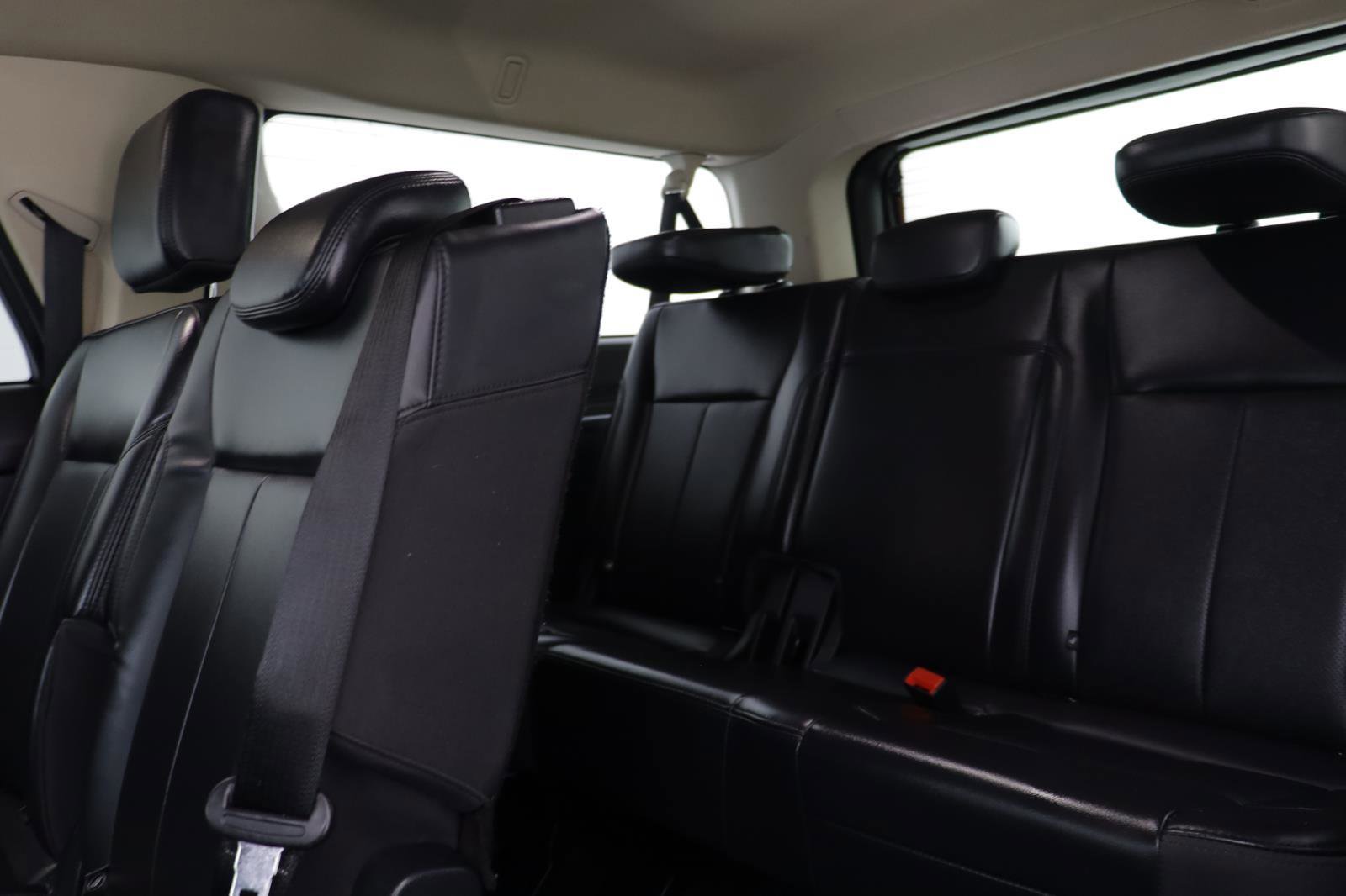 Used 2024 Ford Expedition Max XLT image 15