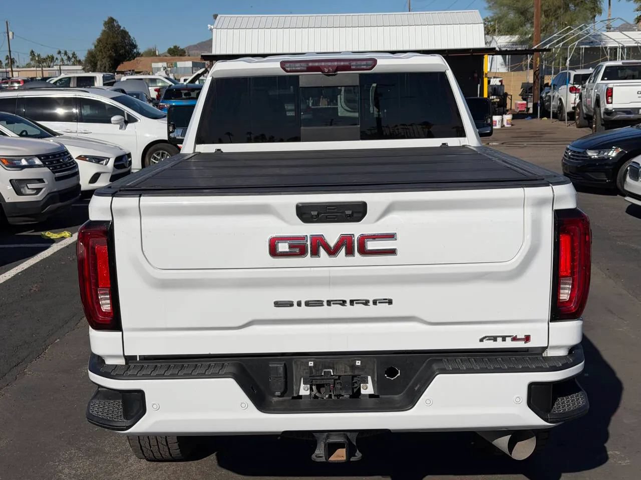 Used 2021 GMC Sierra 2500 AT4 w/ AT4 Premium Plus Package AWD/4WD image 9