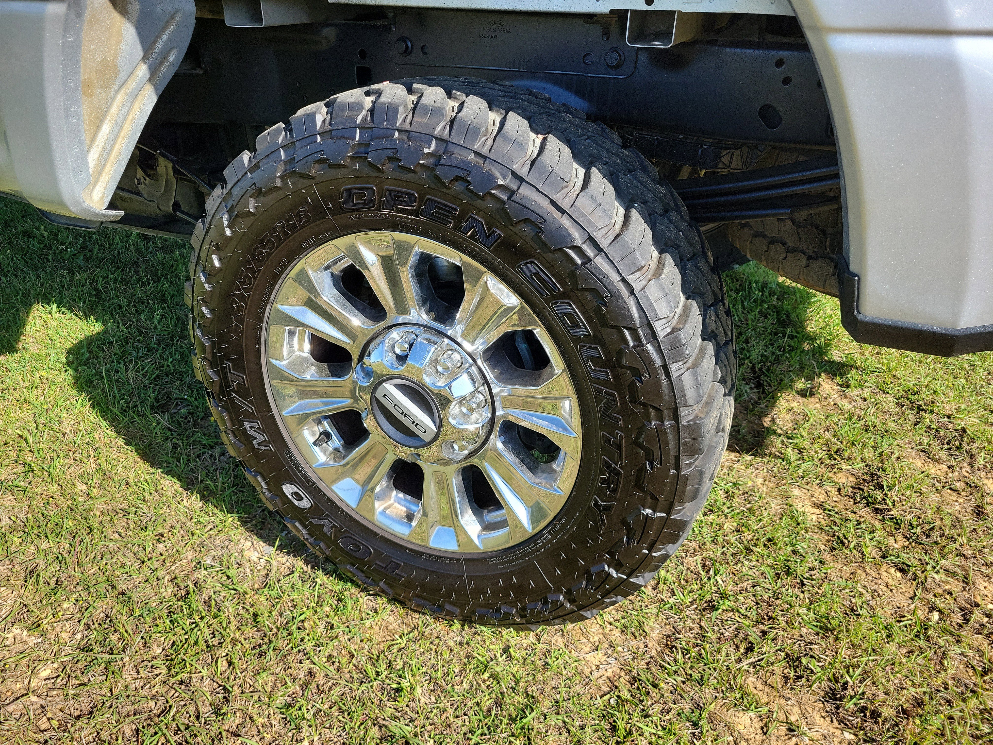 Used 2018 Ford F250 Lariat w/ Chrome Package AWD/4WD image 26