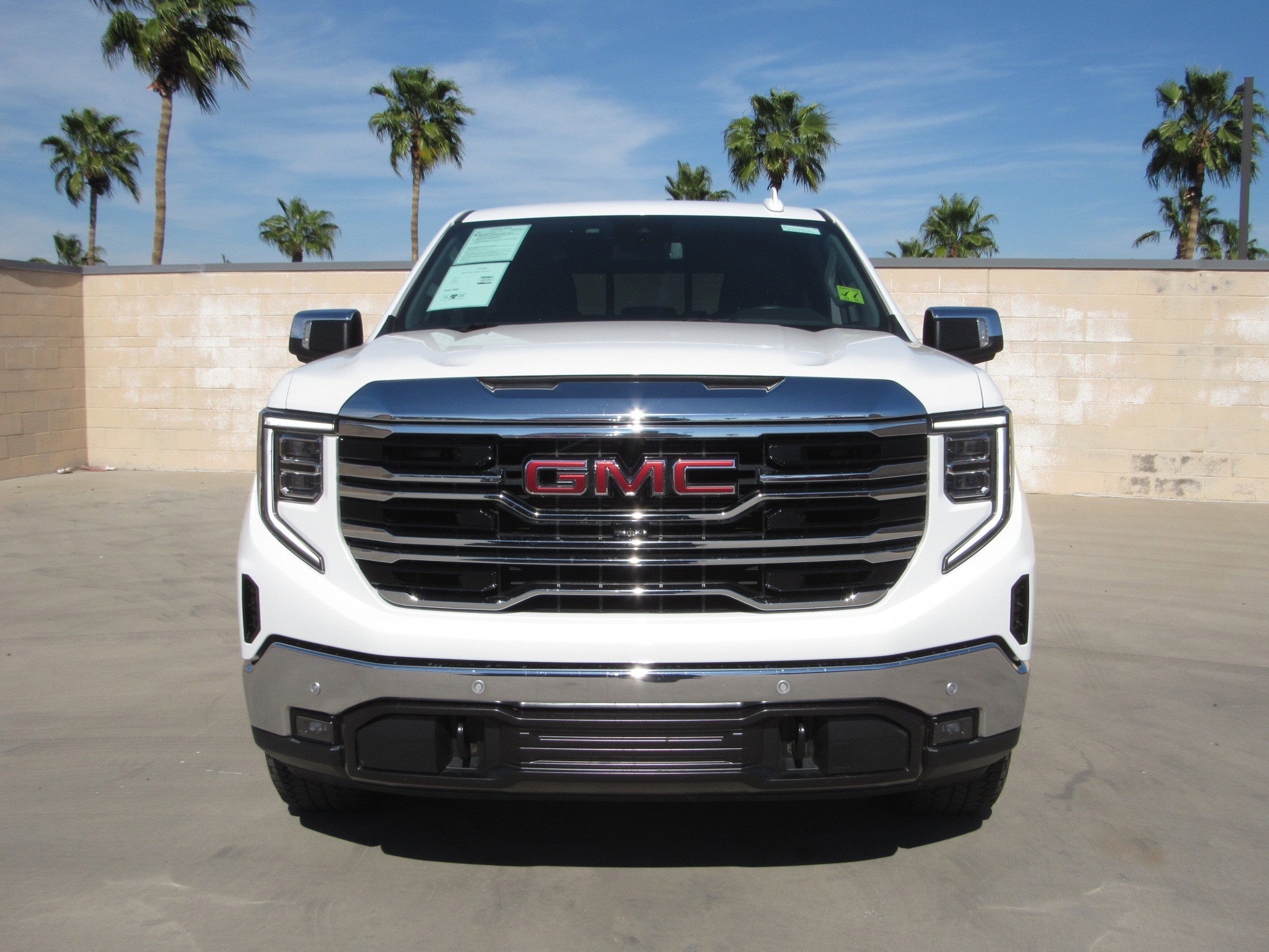 Used 2023 GMC Sierra 1500 SLT w/ SLT Premium Plus Package image 3
