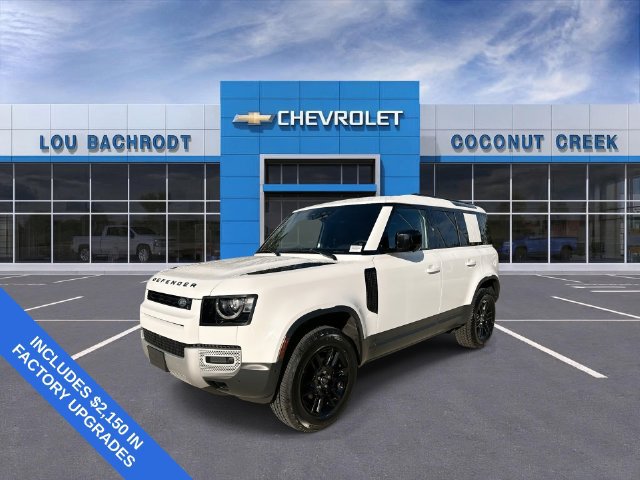 Used 2025 Land Rover Defender 110 S AWD/4WD image 4
