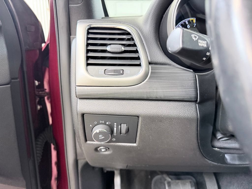 Used 2019 Jeep Grand Cherokee Altitude AWD/4WD image 35