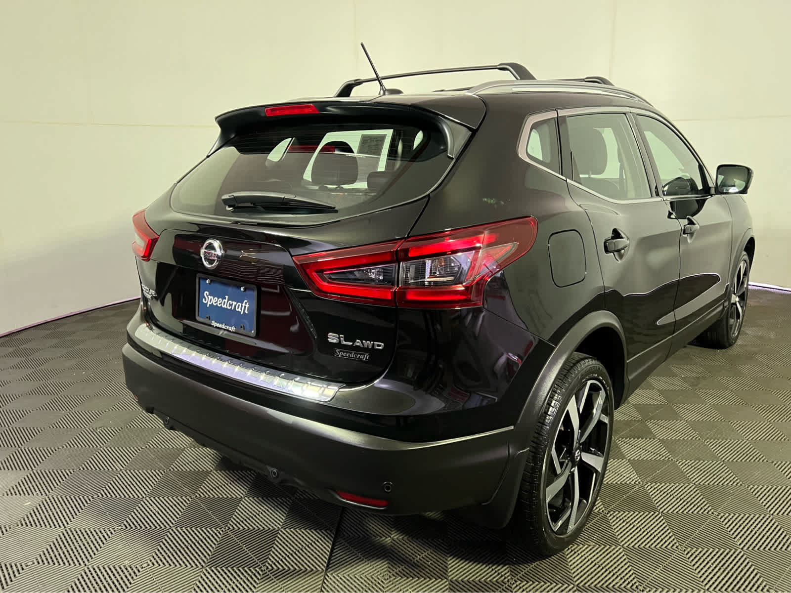 Certified 2022 Nissan Rogue Sport SL AWD/4WD image 7