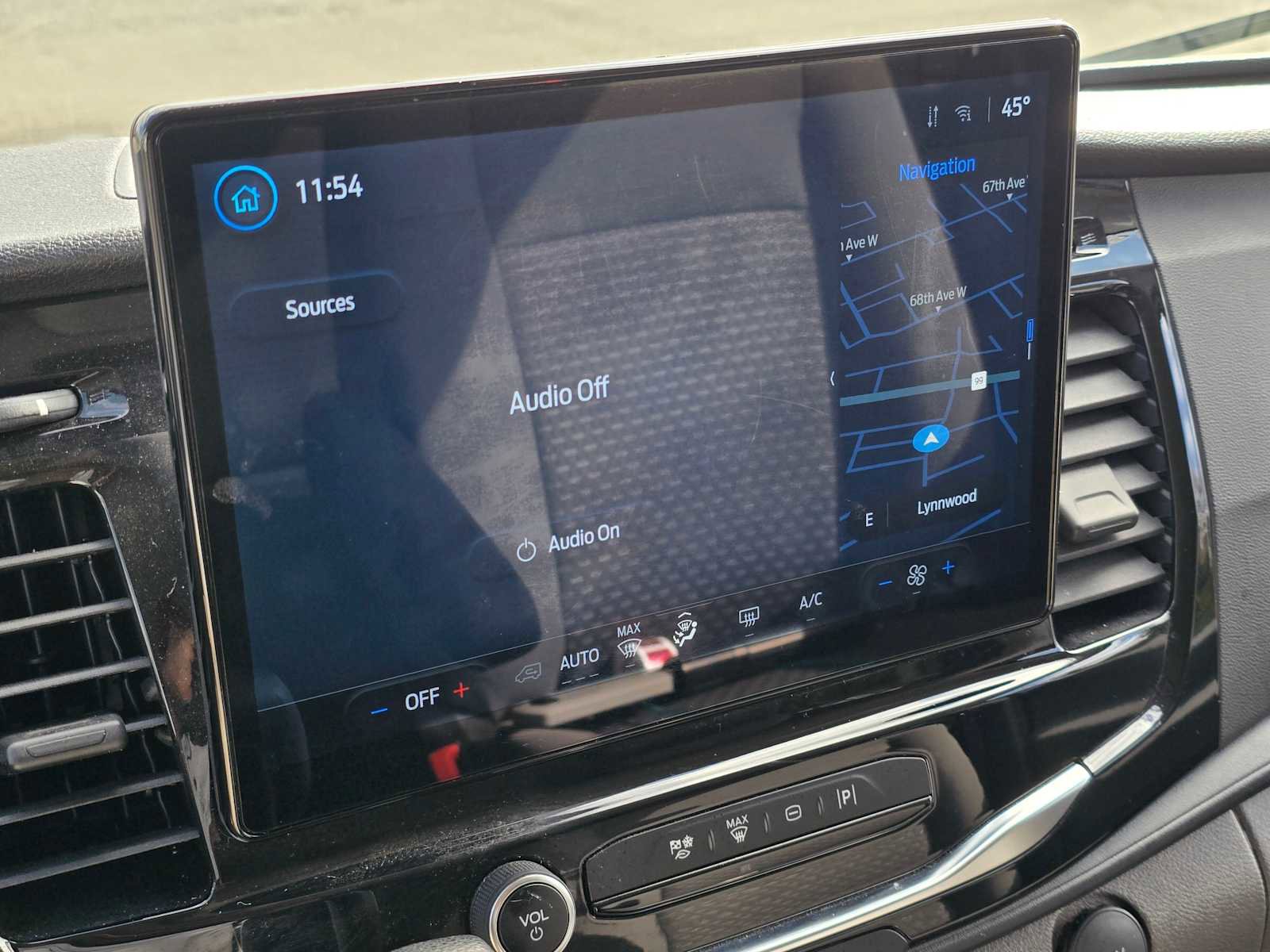 Used 2024 Ford Transit 350 XLT image 24