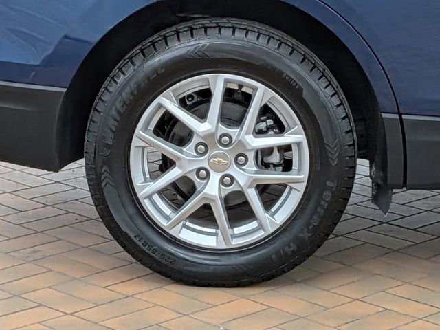 Used 2022 Chevrolet Equinox LT AWD/4WD image 9