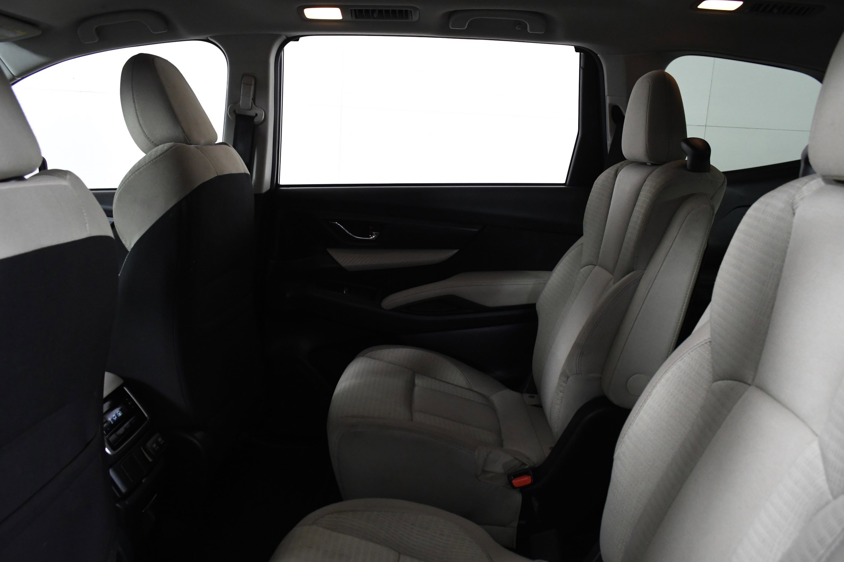 Used 2020 Subaru Ascent Premium w/ Convenience Package image 22