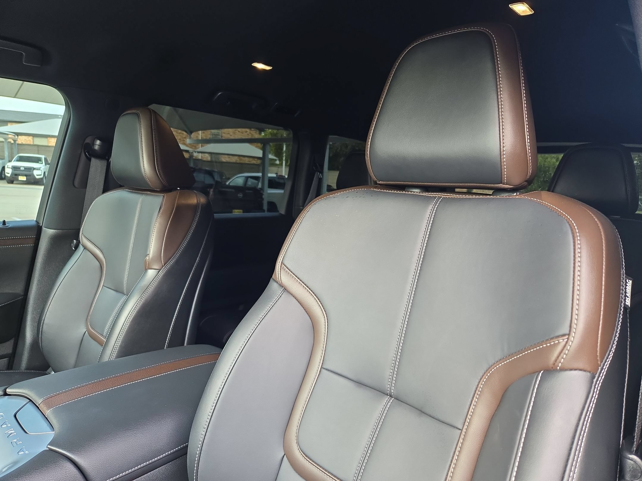 Used 2026 Nissan Armada SL w/ Captain's Chari Seat Package RWD image 9