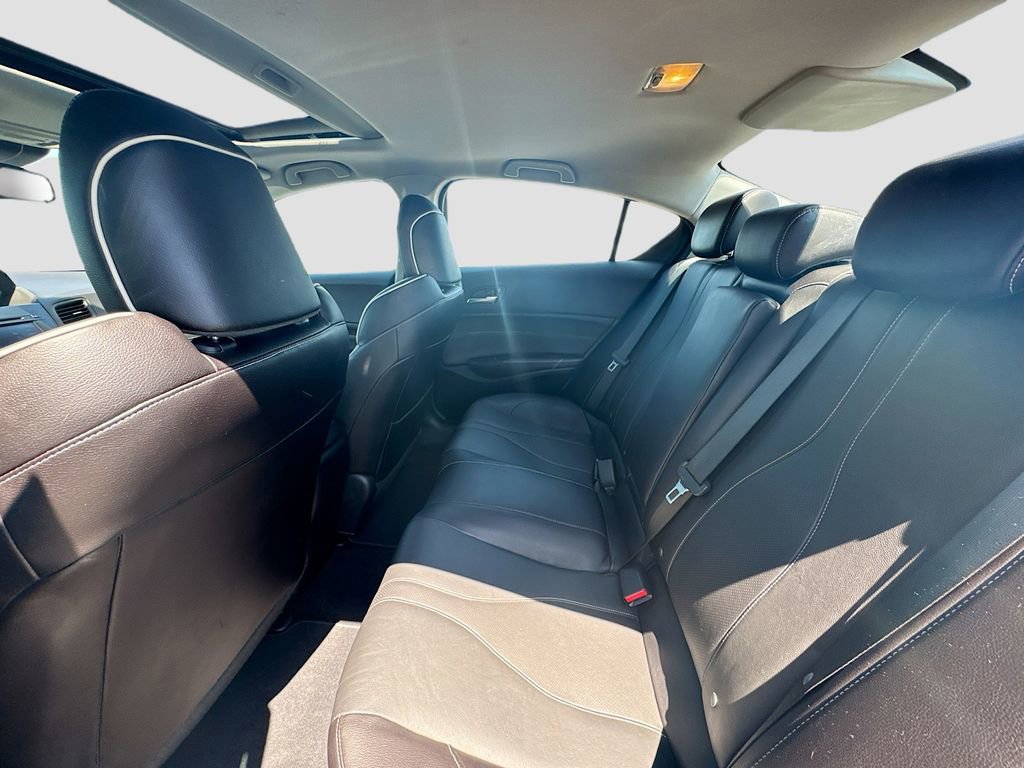 Used 2019 Acura ILX w/ Premium Package FWD image 24