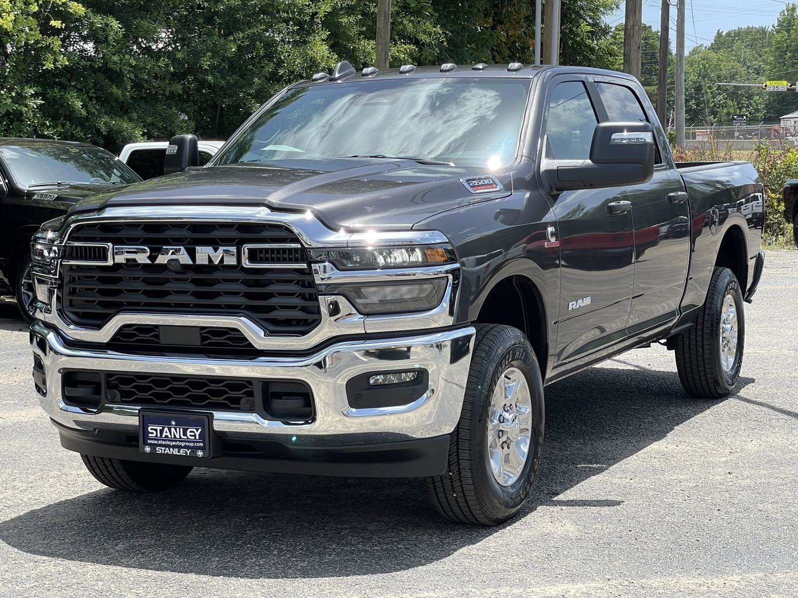 New 2025 RAM 2500 Lone Star image 3