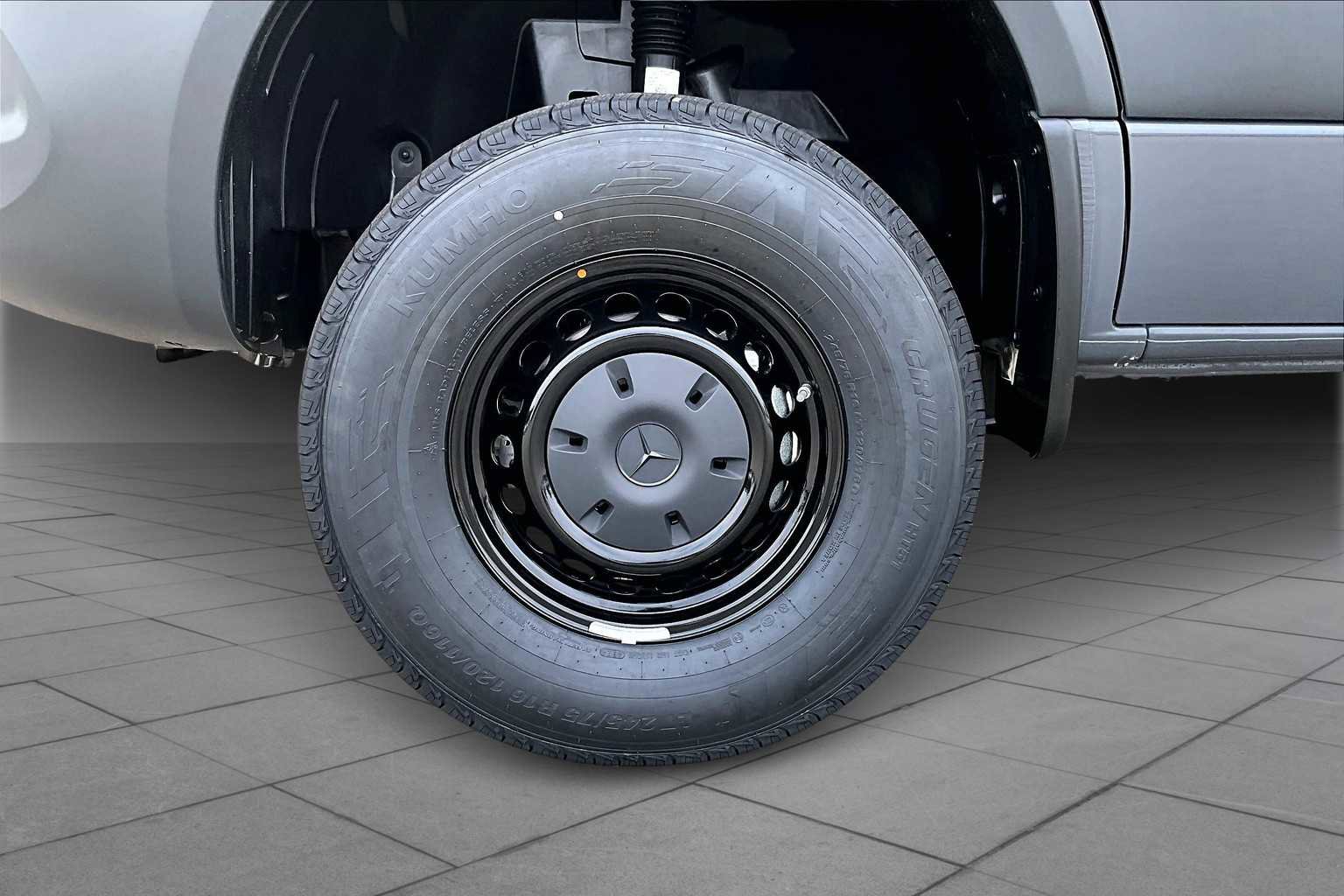 New 2025 Mercedes-Benz Sprinter 2500 image 16