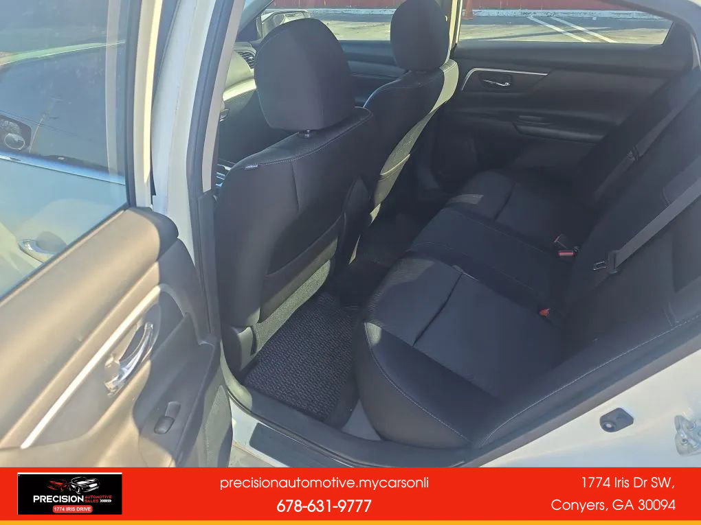 Used 2016 Nissan Altima 2.5 SR w/ LED Appearance Package image 12