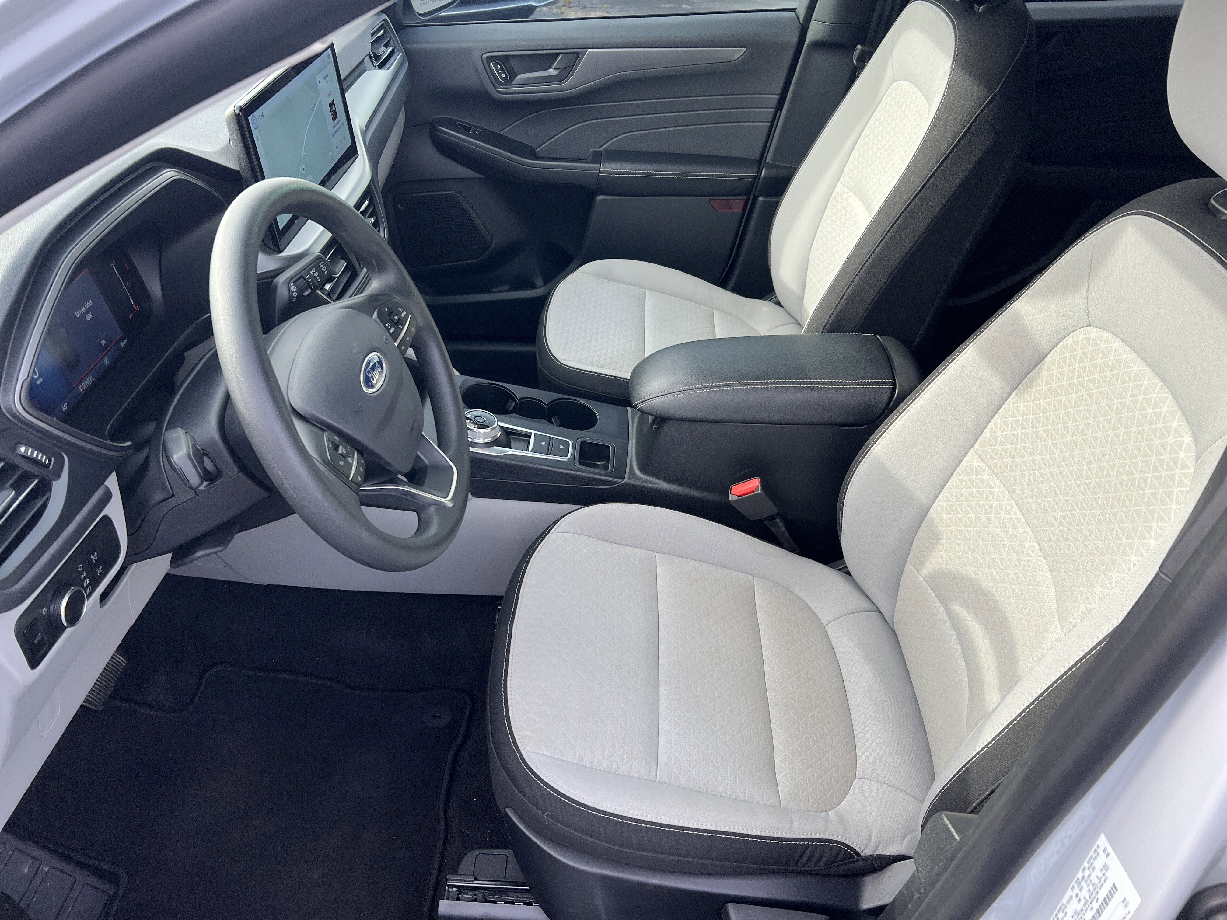 Used 2025 Ford Escape Active w/ Tech Pack #1 image 9