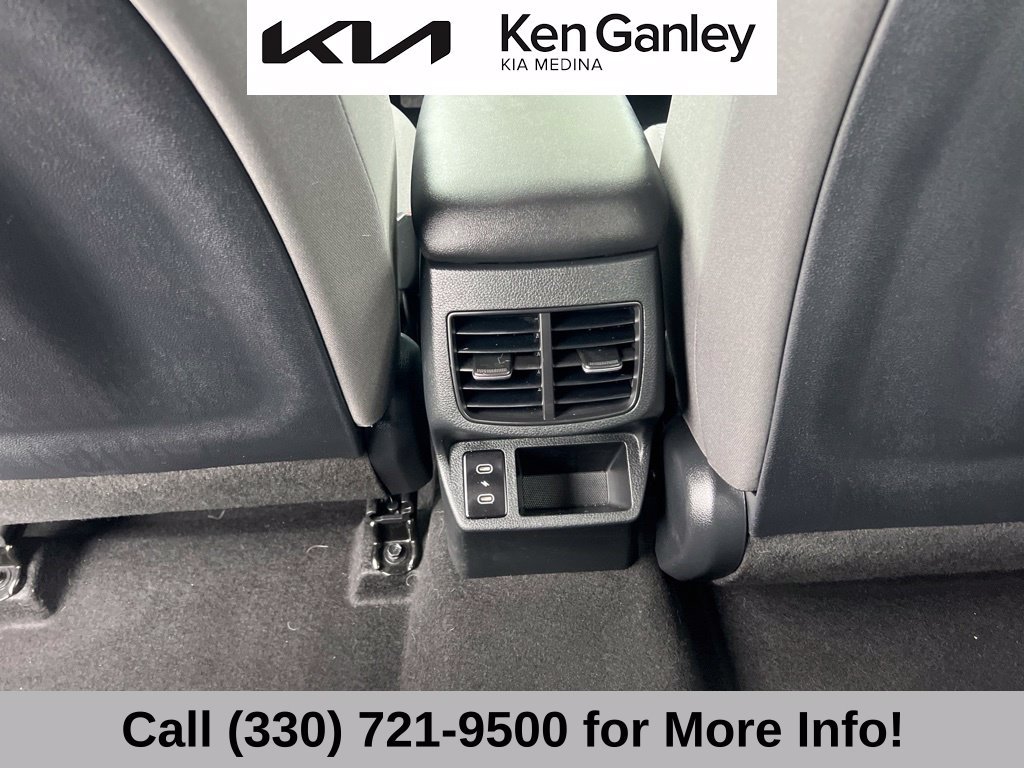 Certified 2025 Kia Seltos LX AWD/4WD image 42