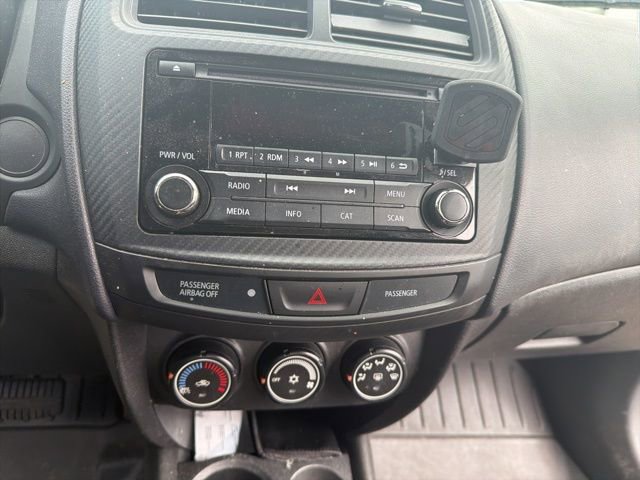 Used 2015 Mitsubishi Outlander Sport ES image 8