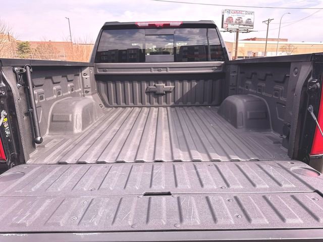 Used 2025 Chevrolet Silverado 1500 LTZ image 27