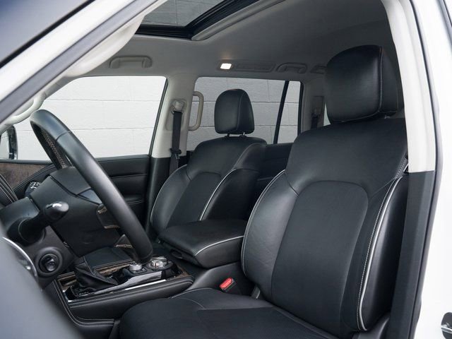 Used 2021 INFINITI QX80 Premium Select w/ All-Season Package image 5