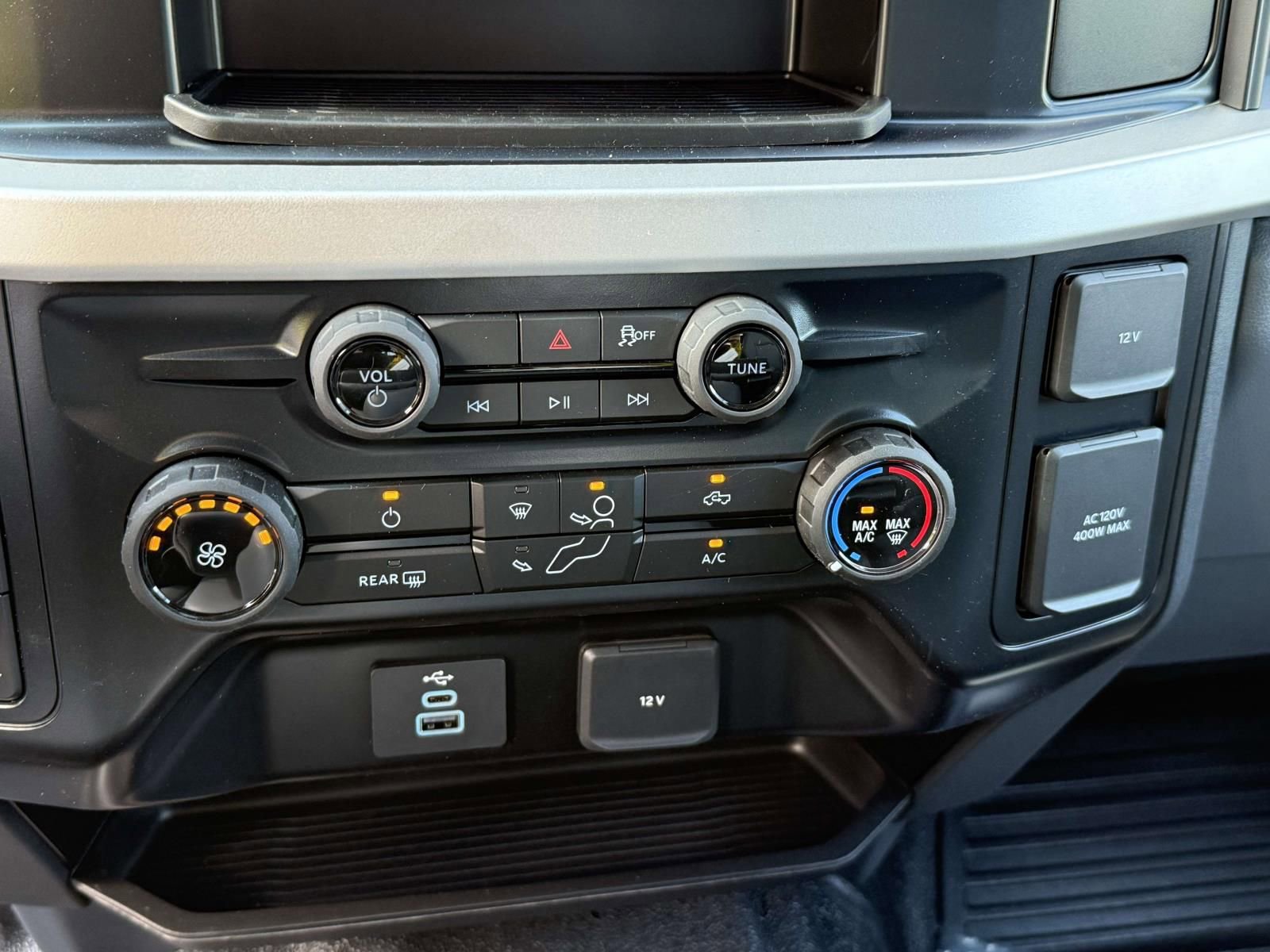 New 2025 Ford F350 XL w/ XL Chrome Package image 15