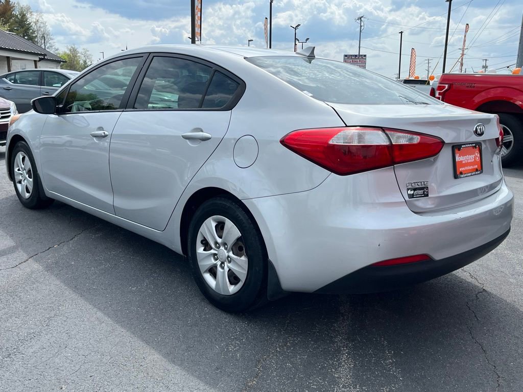 Used 2015 Kia Forte LX FWD image 5