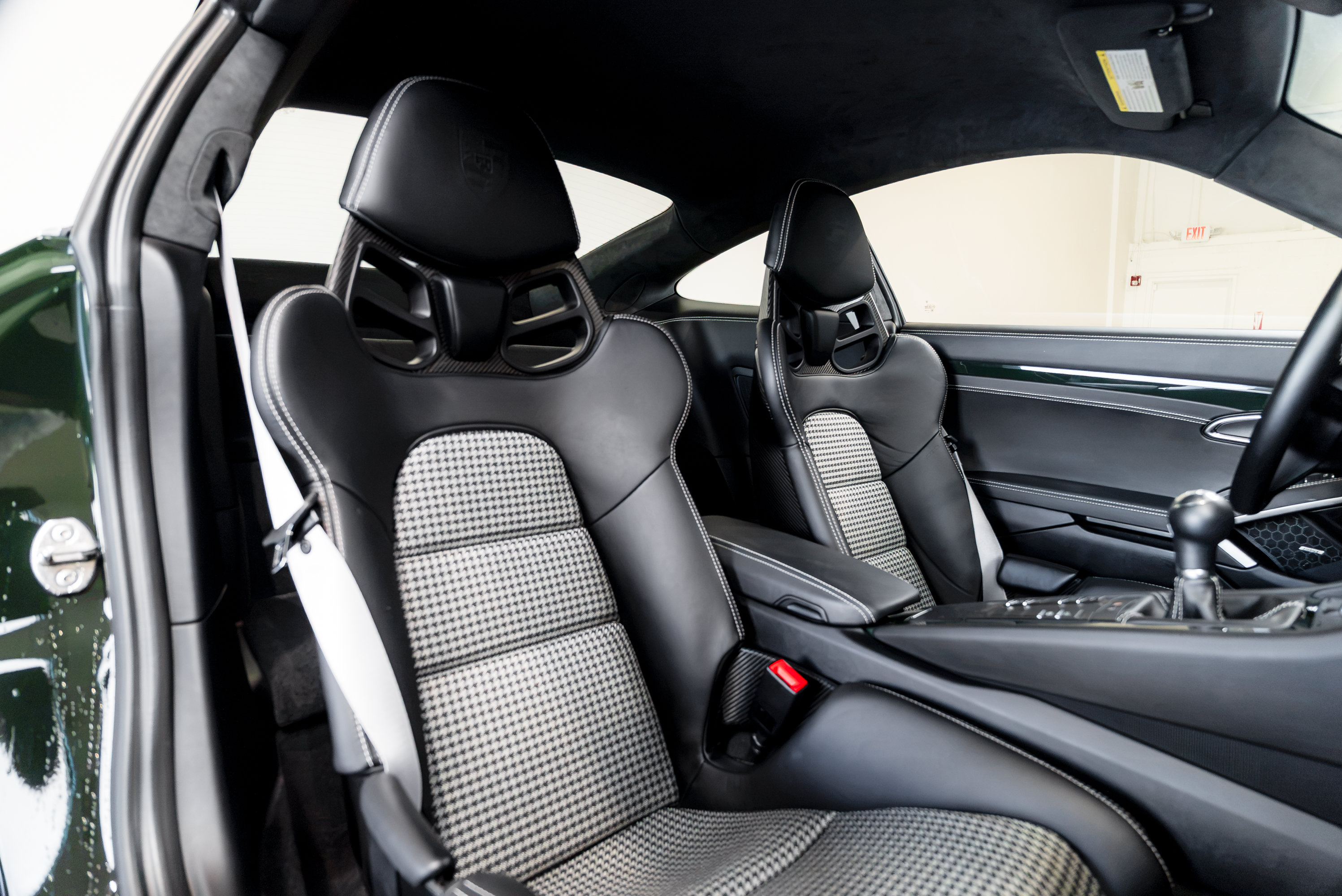 Used 2018 Porsche 911 GT3 RWD image 26