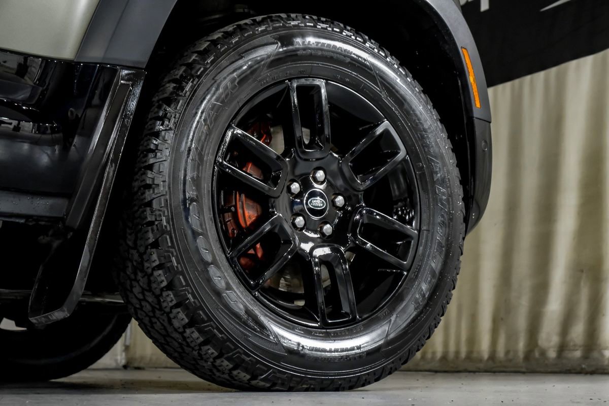 Used 2023 Land Rover Defender 110 X image 52