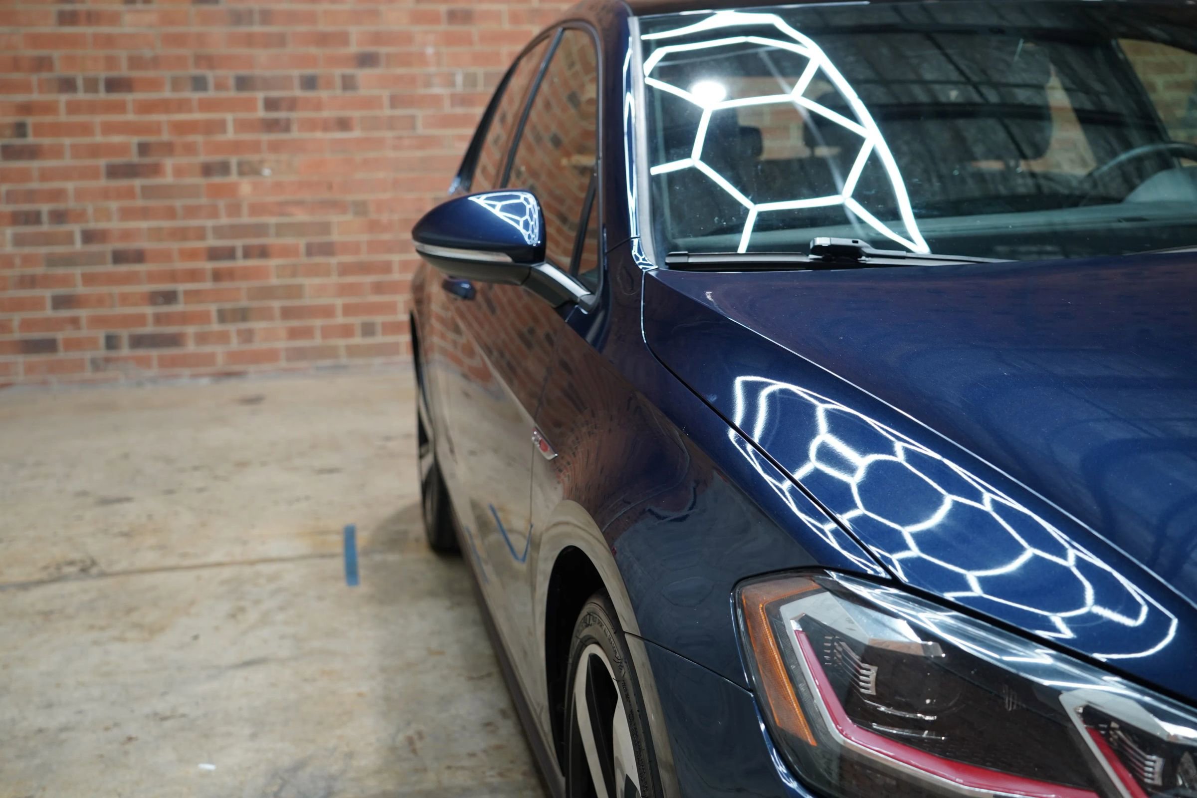 Used 2018 Volkswagen GTI SE w/ SE Leather Package image 25