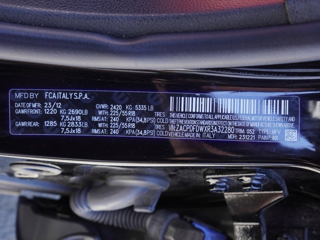 Used 2024 Dodge Hornet R/T Plus w/ Tech Pack Plus w/o Parking image 32