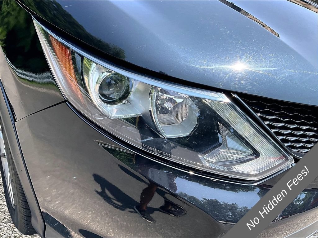 Used 2018 Nissan Rogue Sport S AWD/4WD image 26