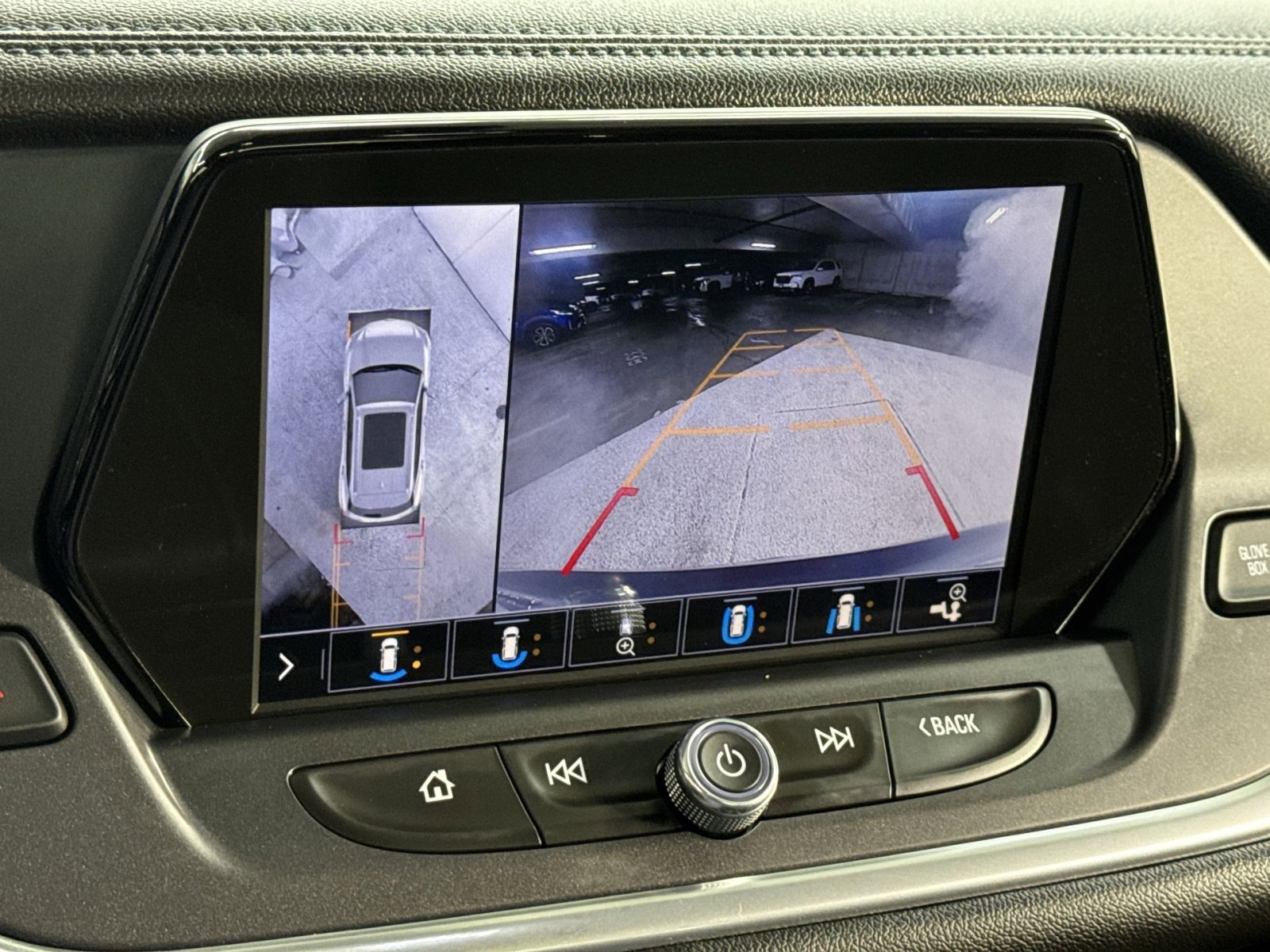 Used 2020 Chevrolet Blazer LT w/ Sound & Technology Package image 23